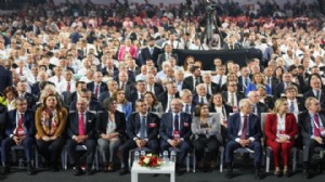 Tugay da yargılanıyordu: CHP Kurultay Davası ertelendi!