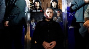 Tugay'dan 'Meslek Fabrikası' çıkışı: Canımızı mı alacaksınız?