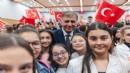 Tugay gençler ve çocukları ağırladı: Cumhuriyet coşkusu Meclis’te!