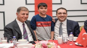 Tugay, şehit aileleri ve gazilerle iftarda buluştu