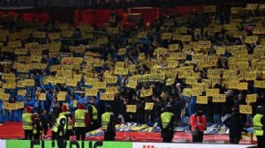UEFA'dan Fenerbahçe'ye ceza geldi!