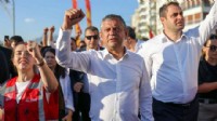 Üç aşamalı yol haritası: Özel'den yeni parti açıklaması