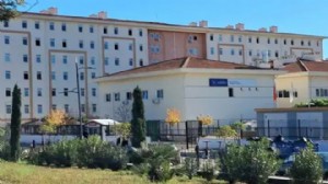 Üniversite öğrencisi yurdun bahçesinde bıçaklandı!