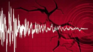 Van'da korkutan deprem: Çevre iller de sallandı!