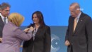 Ve Özlem Çerçioğlu AK Parti rozetini taktı!