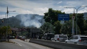 Venezuela'da başkanlık sarayı çevresinde silah sesleri