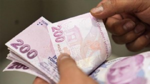 Yeni asgari ücret için takvim işliyor