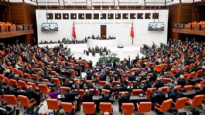 Yeni dokunulmazlık dosyaları TBMM'de!
