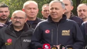 Yerlikaya'dan deprem bölgesinde açıklama